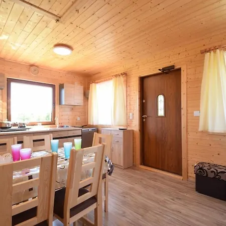 Holiday home Pod Brzozami *